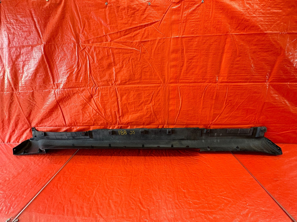 08 15 INFINITI G37 Q60 COUPE   SIDE SKIRT ROCKER MOLDING TRIM LEFT SIDE OEM #18813