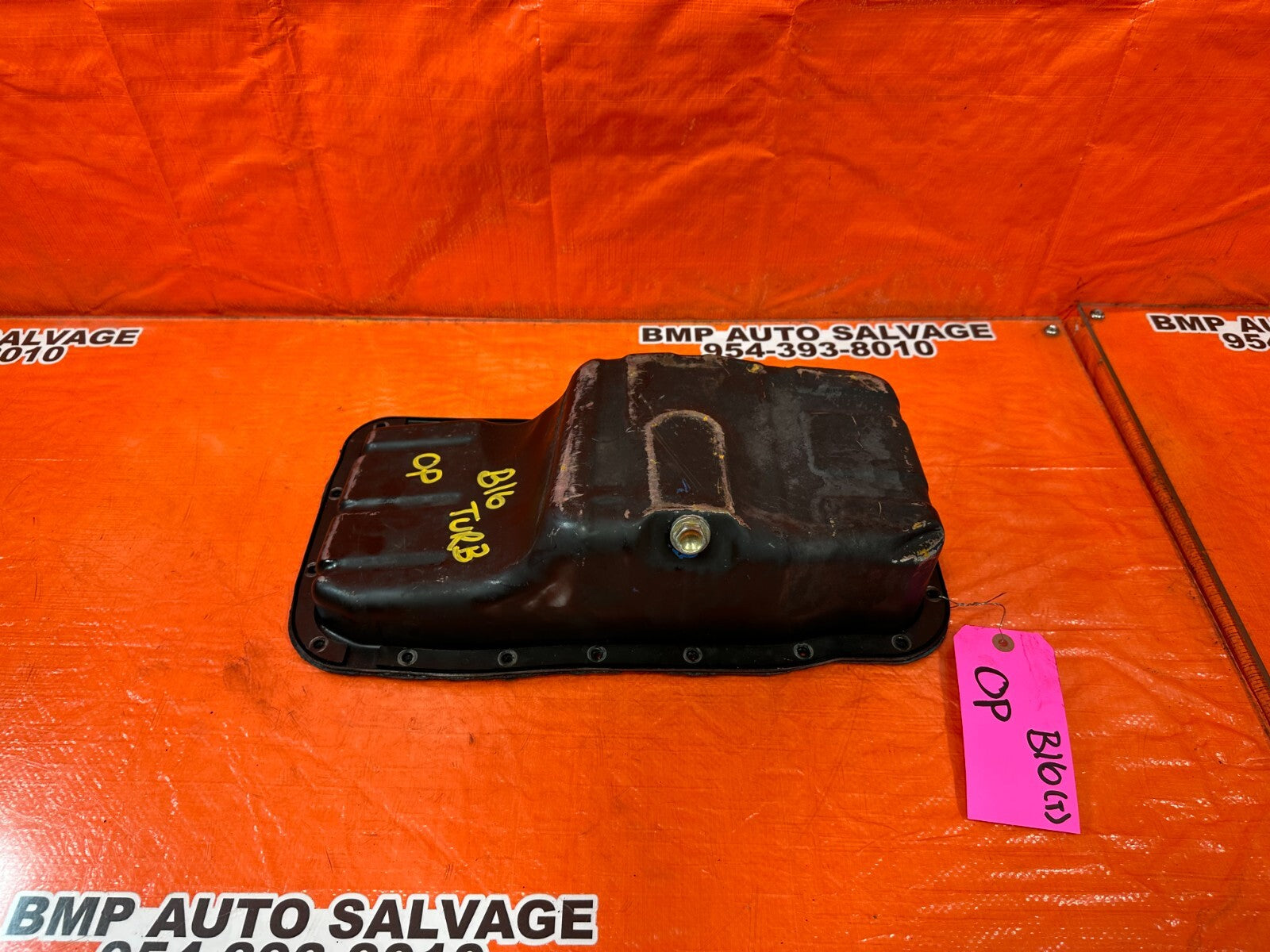 99 00 SI EM1 B16A2   FACTORY OIL PAN WITH AFTERMARKET TURBO TAP OEM FACTORY 2520