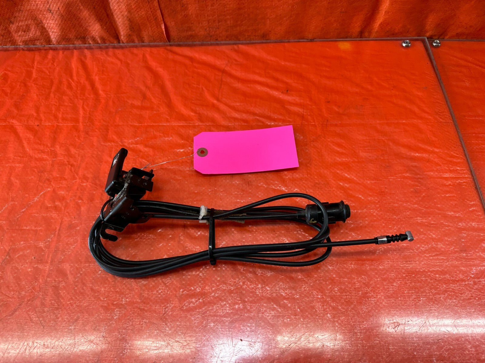 04 08 ACURA TL   GAS FUEL LID COVER RELEASE CABLE WIRE   OEM FACTORY #2346