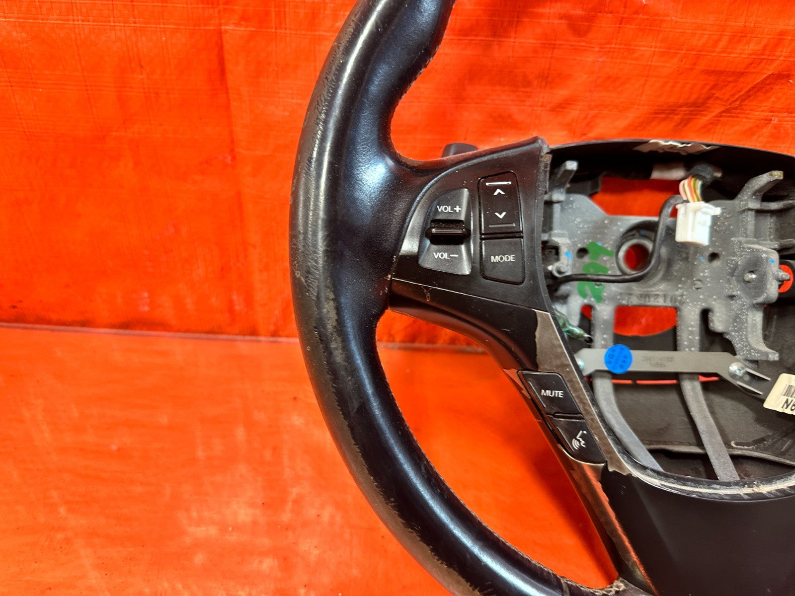 2013 13  HYUNDAI GENESIS COUPE TRACK  STEERING WHEEL W/ PADDLE SHIFTERS OEM 2995