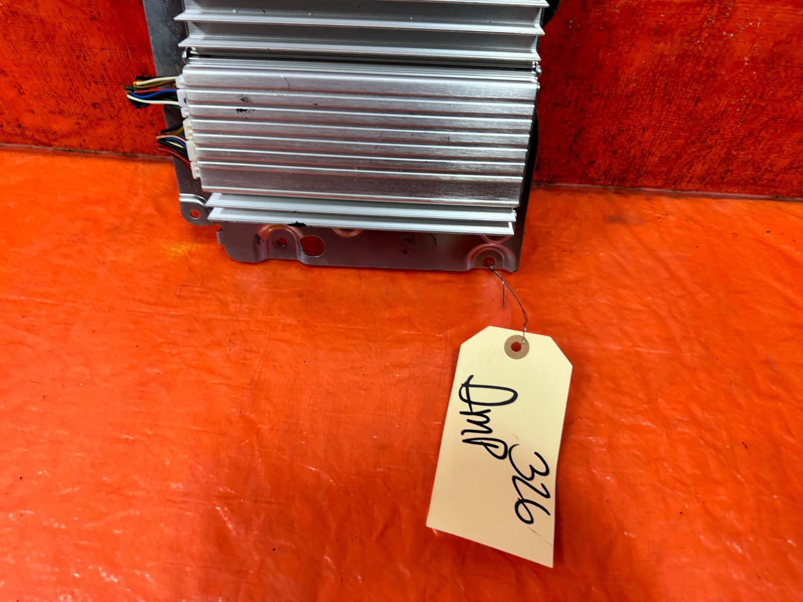 13 16 HYUNDAI GENESIS COUPE   AUDIO AMPLIFIER AMP   OEM 3265