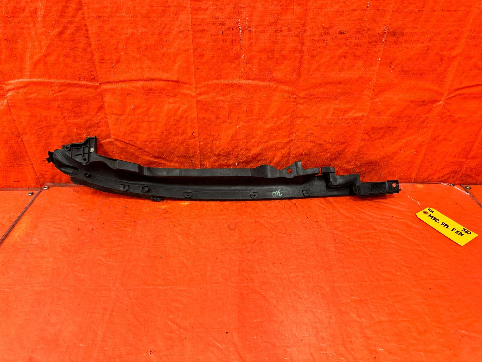 INFINITI G37 CONVERTIBLE PASSENGER RIGHT FENDER TRIM PLASTIC SHROUD GARNISH 3102