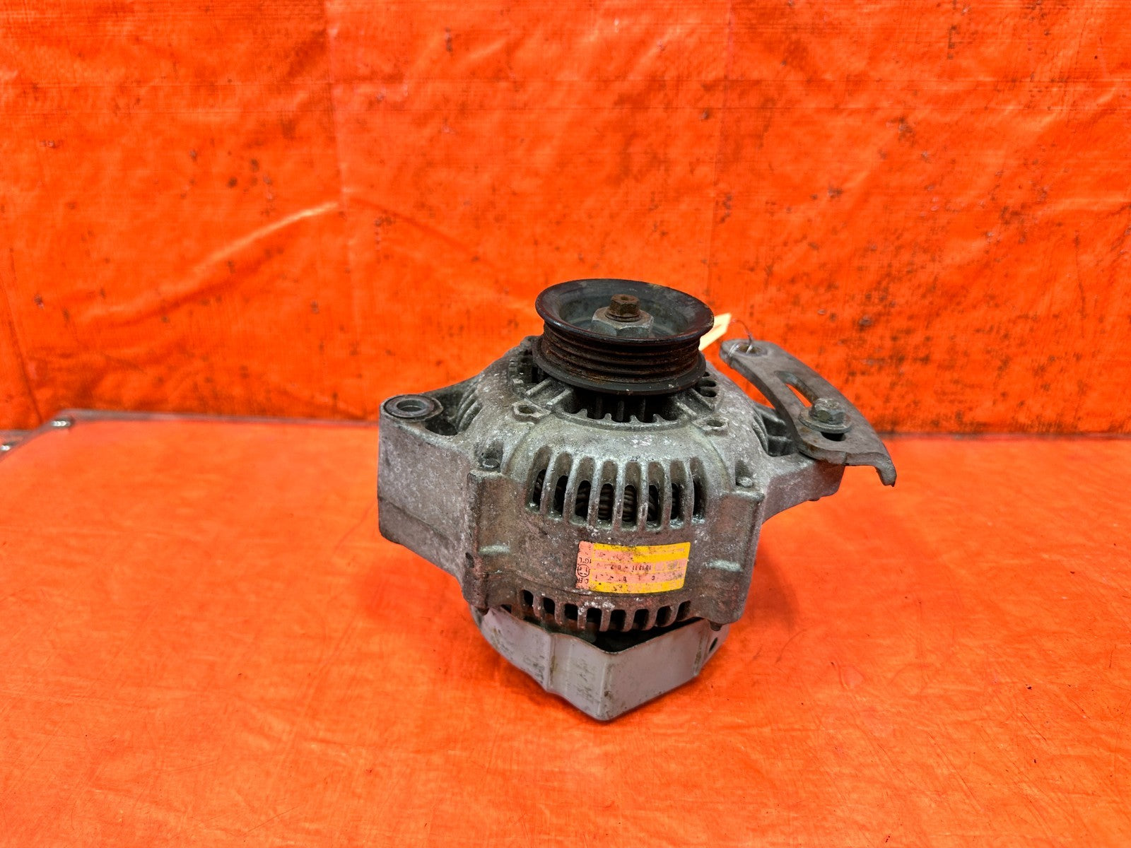 90 91 HONDA CIVIC HATCHBACK   D15B2 SOHC   OBD 0   ALTERNATOR   OEM 3255