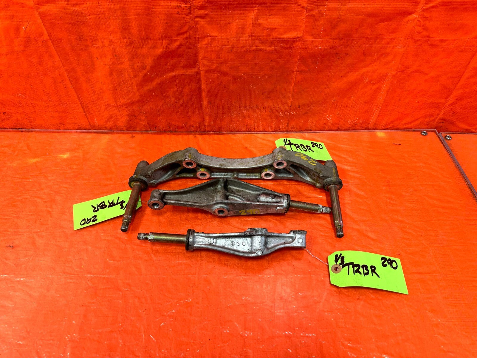 00 09 HONDA S2000   AP1 AP2 ALUMINUM DIFFERENTIAL MOUNTING BRACKETS   OEM #2900