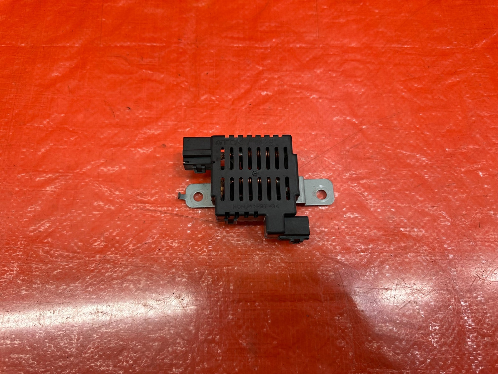 02 06 ACURA RSX   REAR TAILGATE WINDSHIELD GLASS DEFROSTER MODULE UNIT   OEM 2120