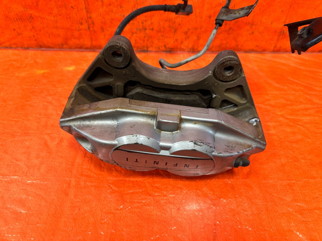 08 15 G37 Q60 14 23 Q50 SPORT   AKEBONO   PASSENGER RIGHT FRONT CALIPER OEM 32810