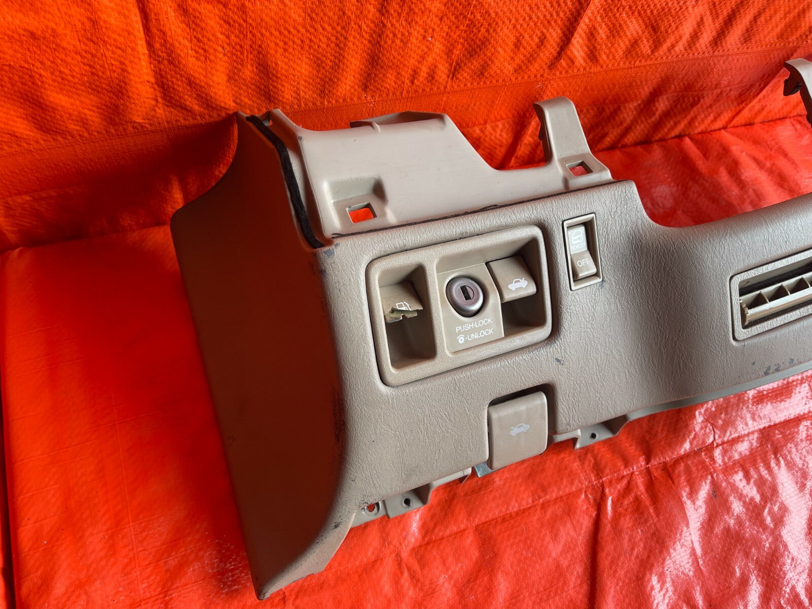 92 00 SC300 SC400   INTERIOR KNEE TRIM UNDER STEERING COLUMN COVER   TAN OEM #6410