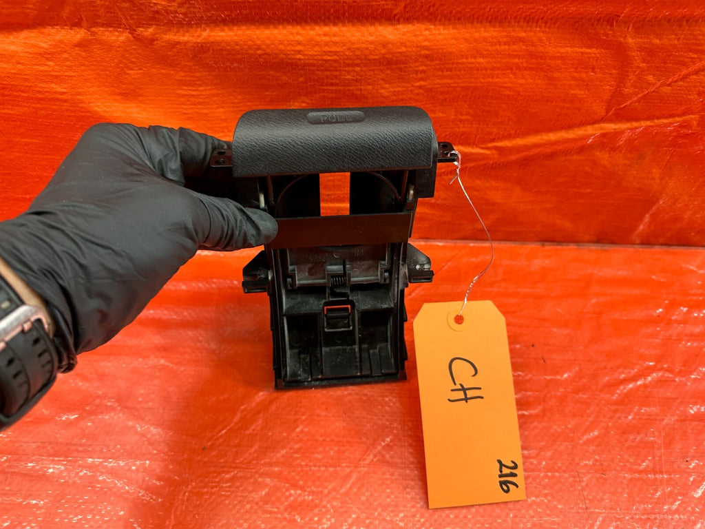 02 05 HONDA CIVIC SI EP3 HATCHBACK   PUSH IN POP OUT CUP HOLDER ASSEMBLY OEM 2169