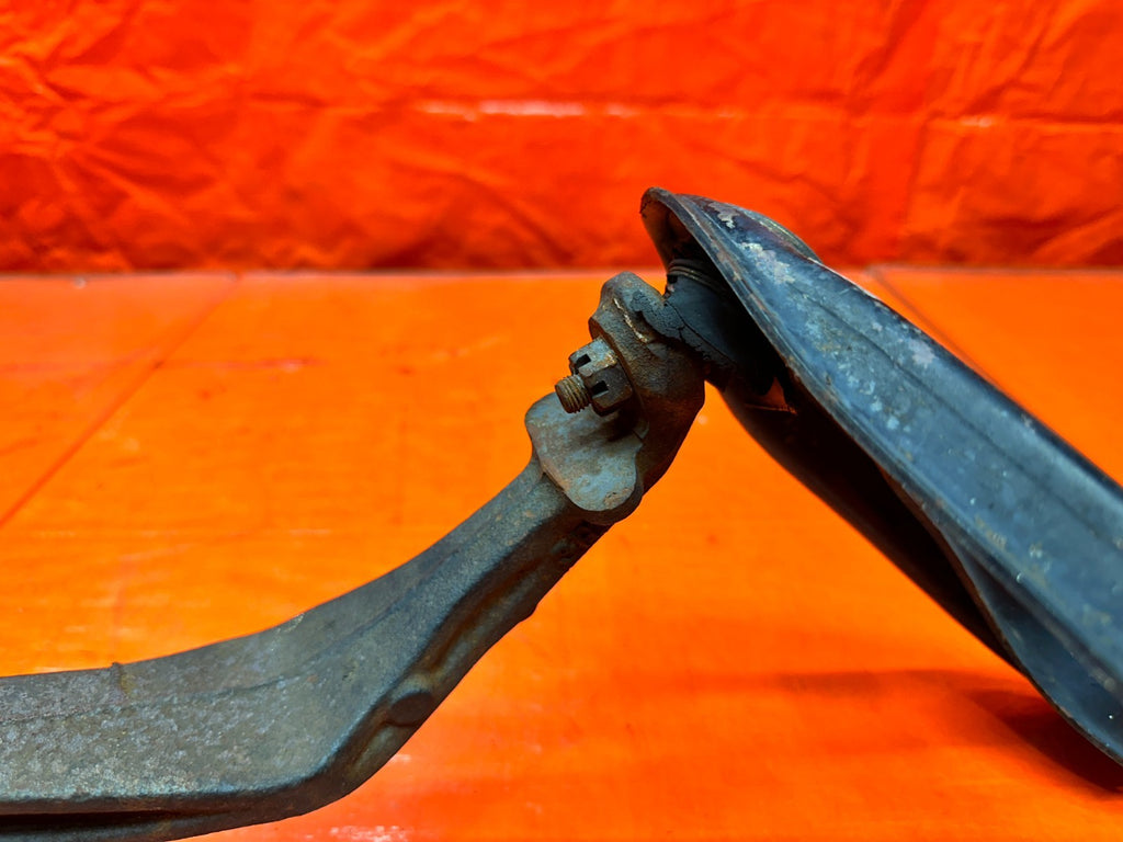 92 96 HONDA PRELUDE DRIVER LEFT FRONT SPINDLE KNUCKLE HUB OEM #3325