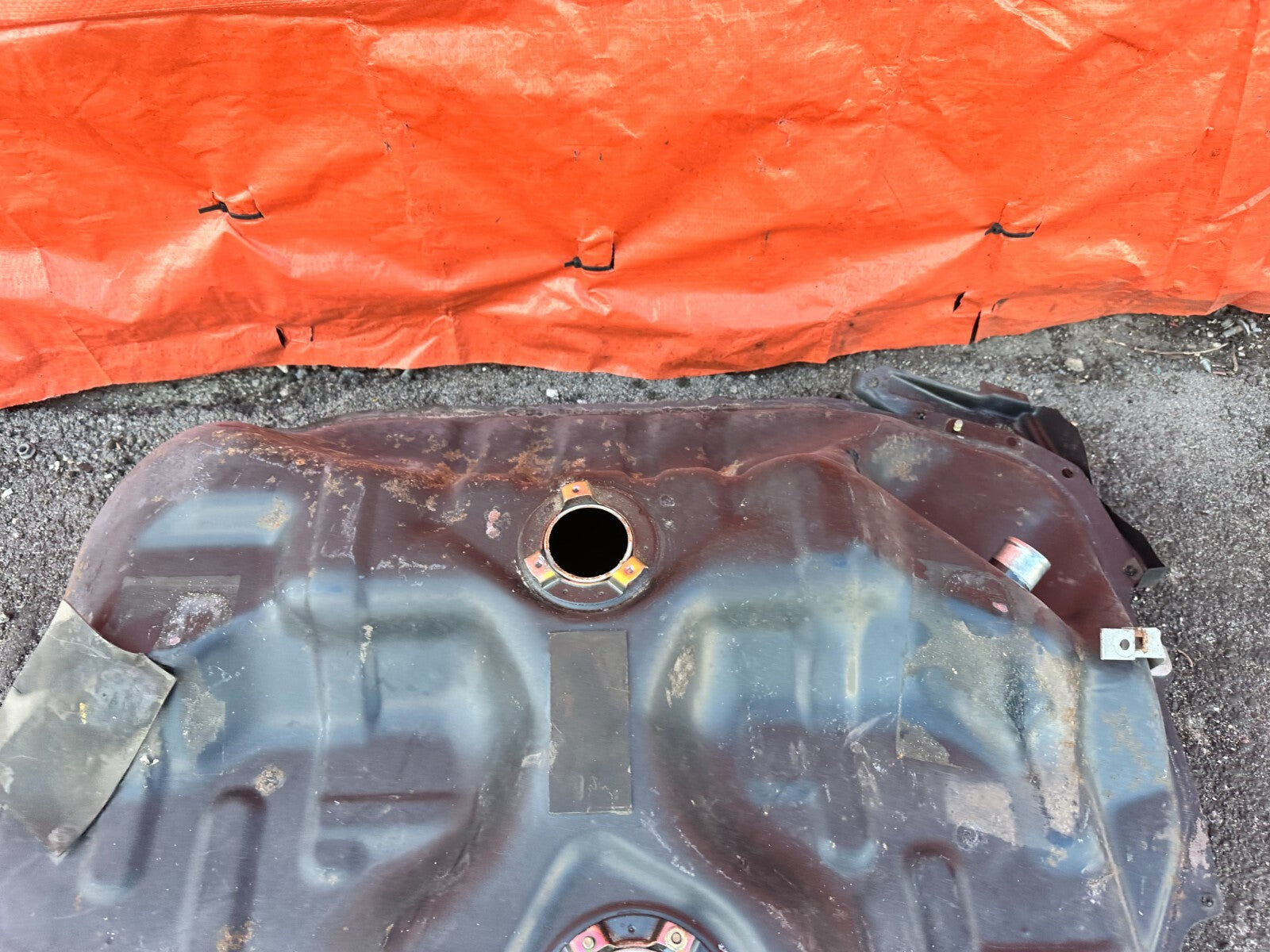 99 00 HONDA CIVIC   COUPE & SEDAN   GASOLINE GAS FUEL TANK ASSEMBLY   OEM #2845