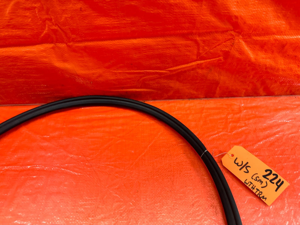 00 09 HONDA S2000   OUTER EXTERIOR WINDSHIELD RUBBER WEATHER STRIP TRIM OEM #2244