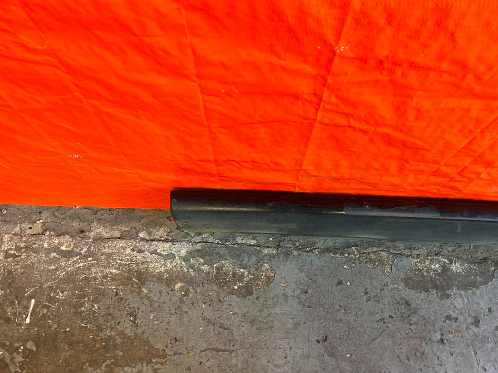 92 96 HONDA PRELUDE   SIDE SKIRT ROCKER MOLDING TRIM   PASSENGER RIGHT OEM #1387