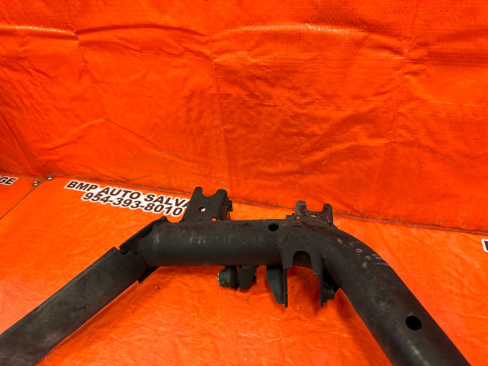 02 05 HONDA CIVIC SI EP3 PASSENGER RIGHT REAR LOWER TRAILING CONTROL ARM OEM 25810