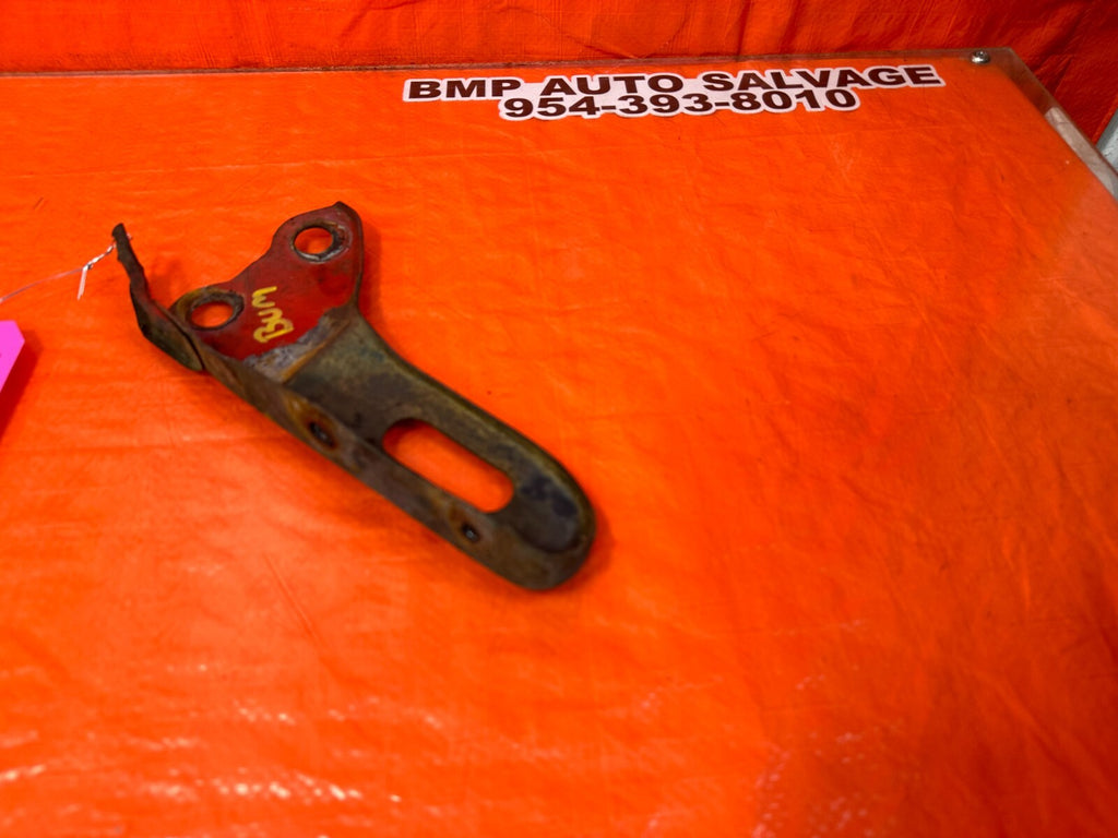 95 97 TOYOTA TACOMA   PASSENGER RIGHT FRONT   2WD ONLY   BUMPER BRACKET OEM 2494