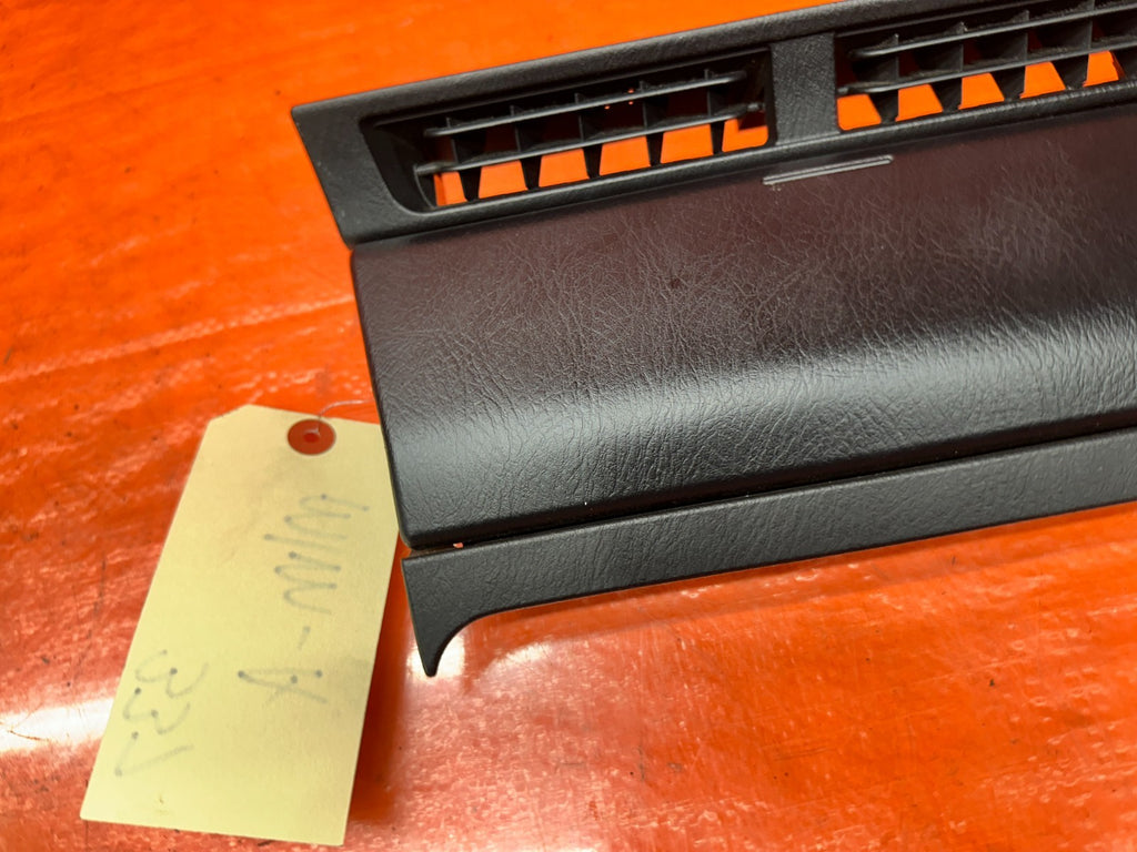 00-03 HONDA S2000 AP1 2.0L CENTER DASH RADIO STEREO HEADUNIT DOOR FLAP COVER #3310