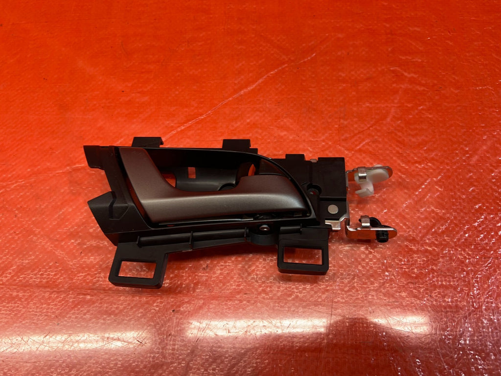 09 10 ACURA TSX   PASSENGER RIGHT REAR INTERIOR DOOR HANDLE   OEM FACTORY #1685