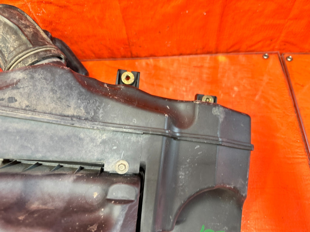 97 01 HONDA CR V CRV   B20B FACTORY AIR INTAKE SYSTEM ARM BOX FILTER   OEM #3013