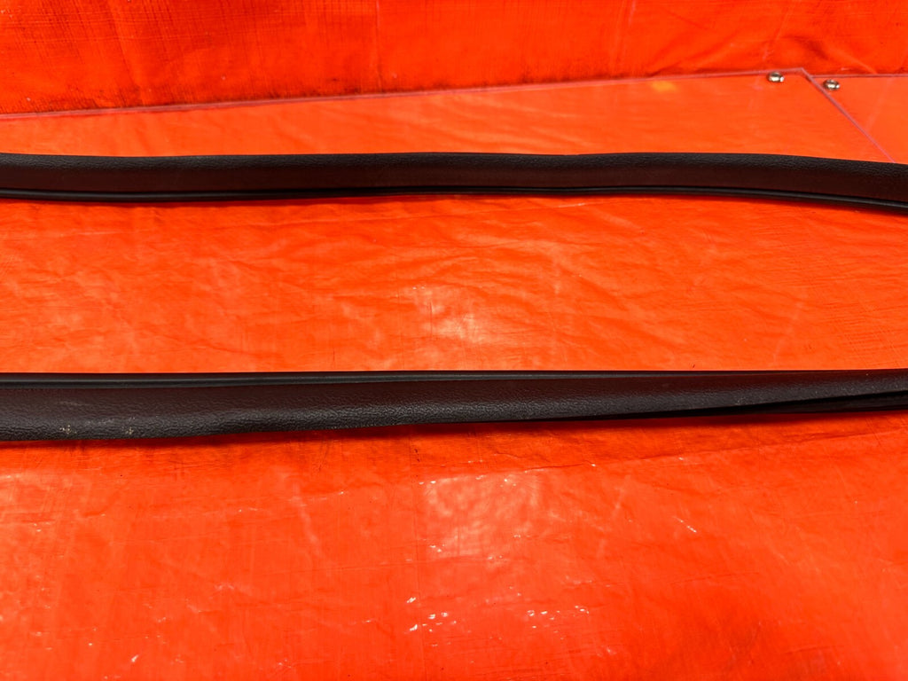 06 11 CIVIC 4D SEDAN   DRIVER LEFT FRONT DOOR TO CHASSIS OPEN TRIM   OEM #27017