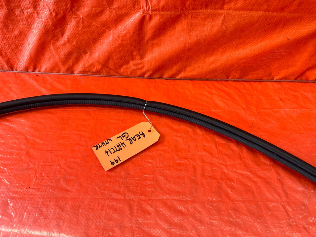 92 95 HONDA CIVIC HATCHBACK   REAR HATCH STEP GATE WEATHER STRIP   OEM #1994