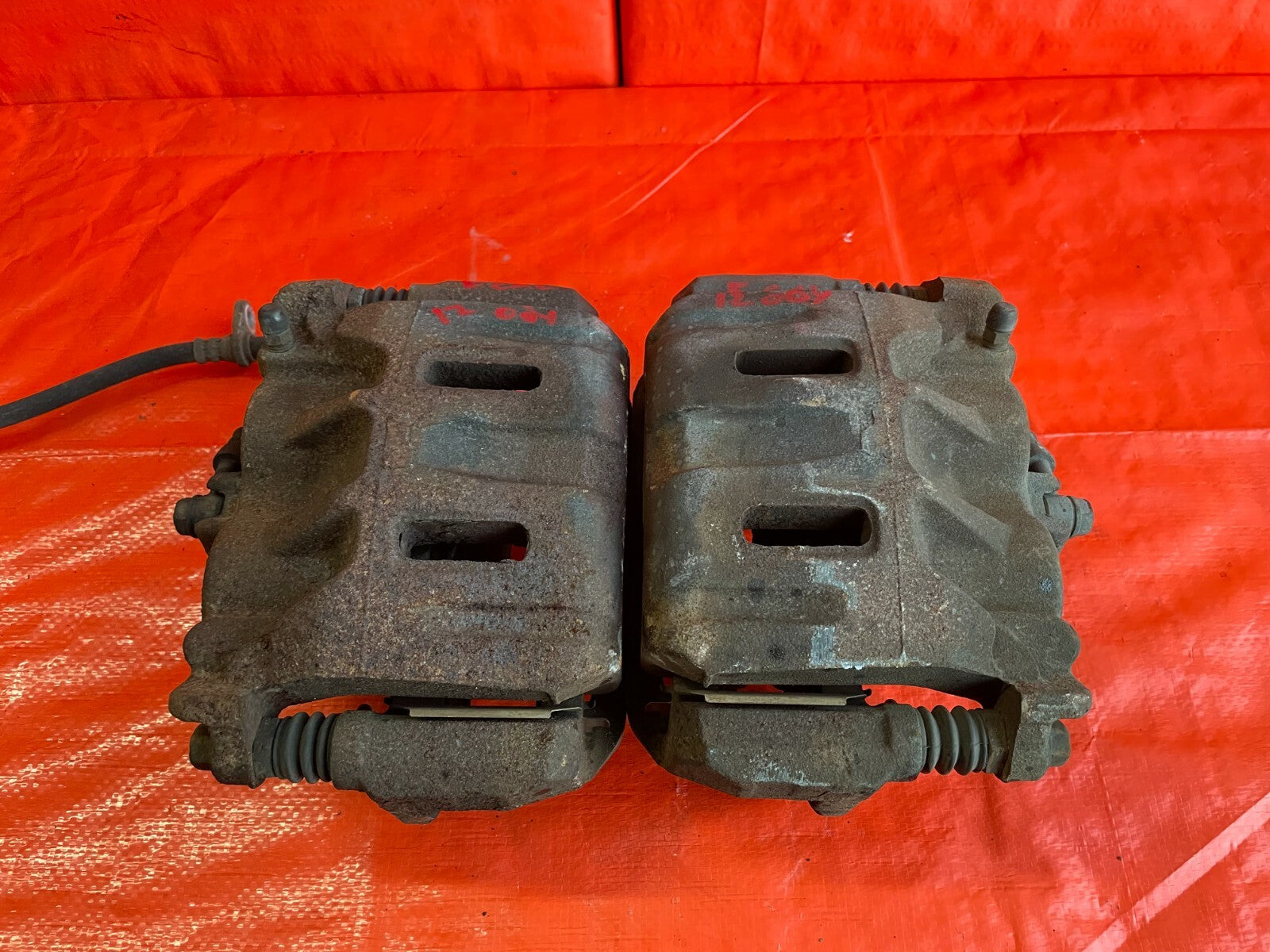 11 17 HONDA ODYSSEY   FRONT   BRAKE CALIPER SET   LEFT RIGHT CALIPERS   OEM OE6