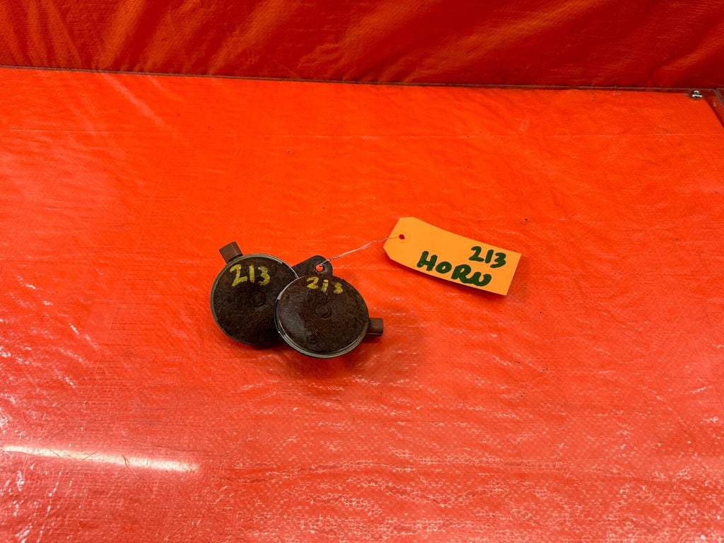 02 05 HONDA CIVIC SI EP3 HATCHBACK   HORN SET / HIGH AND LOW NOTE HORNS OEM 2130
