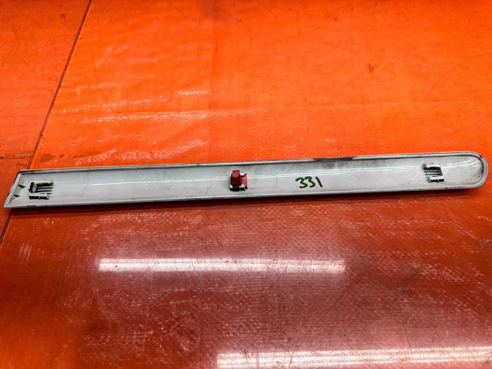 94 01 ACURA INTEGRA 2D RIGHT PASSENGER REAR QUARTER BODY MOLDING OEM #3317
