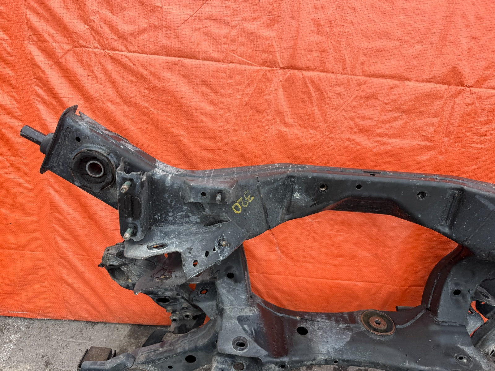 08 15 INFINITI G37 COUPE & CONVERTIBLE   REAR SUBFRAME CROSSMEMBER K FRAME   3204