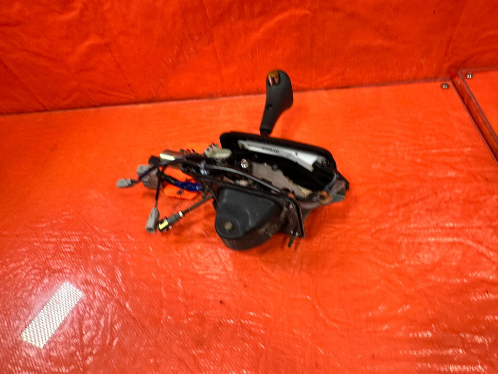 94 01 ACURA INTEGRA   AUTOMATIC MODEL   GEAR SHIFTER SELECTOR SELECT OEM #26810