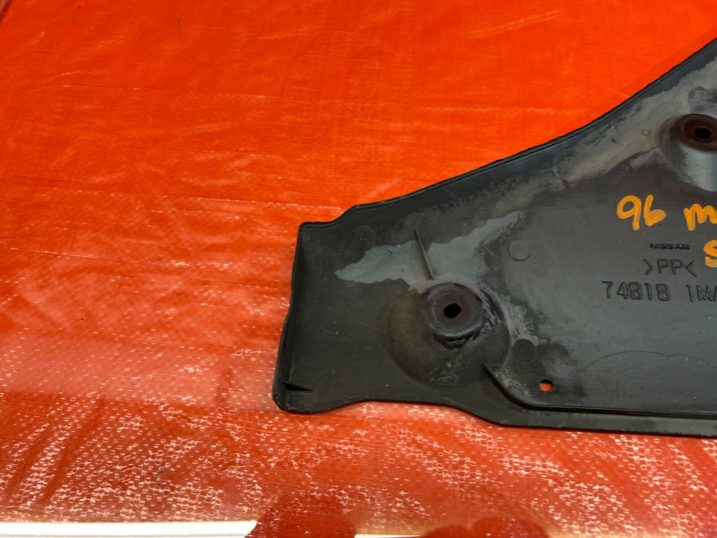 14 19 INFINITI Q50   REAR FLOOR TUNNEL COVER PASSENGER RIGHT SIDE 74818 1MA0B 4