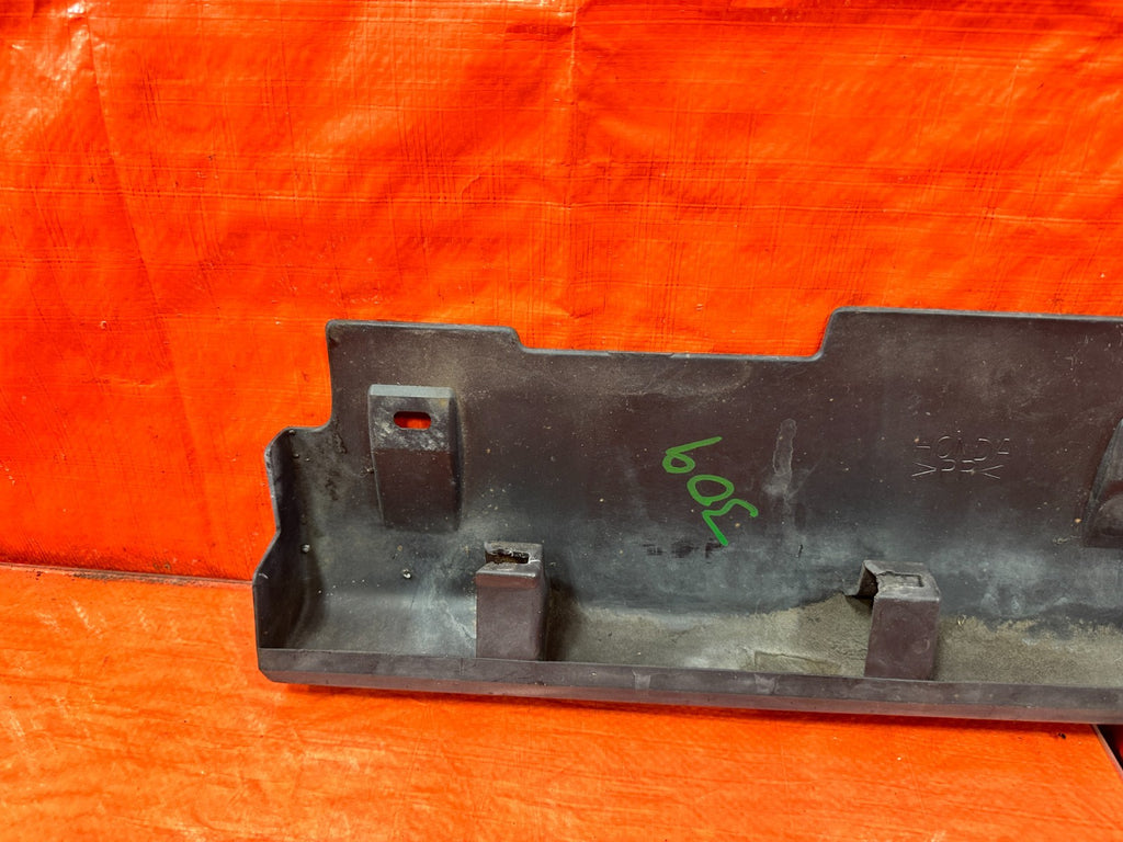 94-01 ACURA INTEGRA - 2 DOOR - SIDE SKIRT ROCKER MODLING RIGHT SIDE OEM #30913