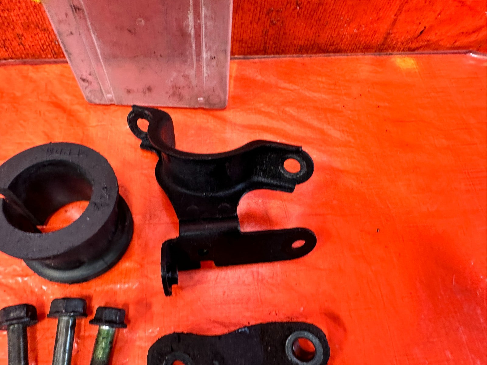 04 08 ACURA TSX   POWER STEERING RACK BRACKETS W/ BOLTS HARDWARE   OEM #3223