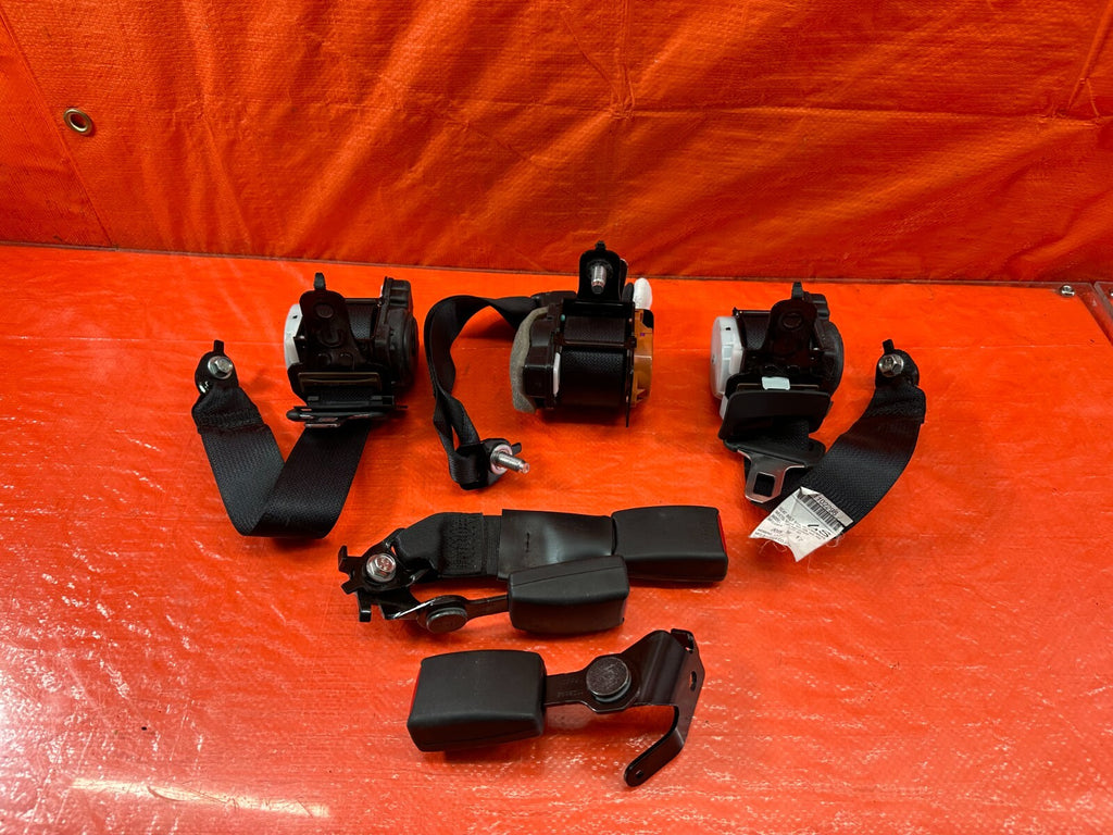 14 17 INFINITI Q50 REAR SEAT BELT SET LEFT & RIGHT SEAT BELTS   BLACK   OEM #2150