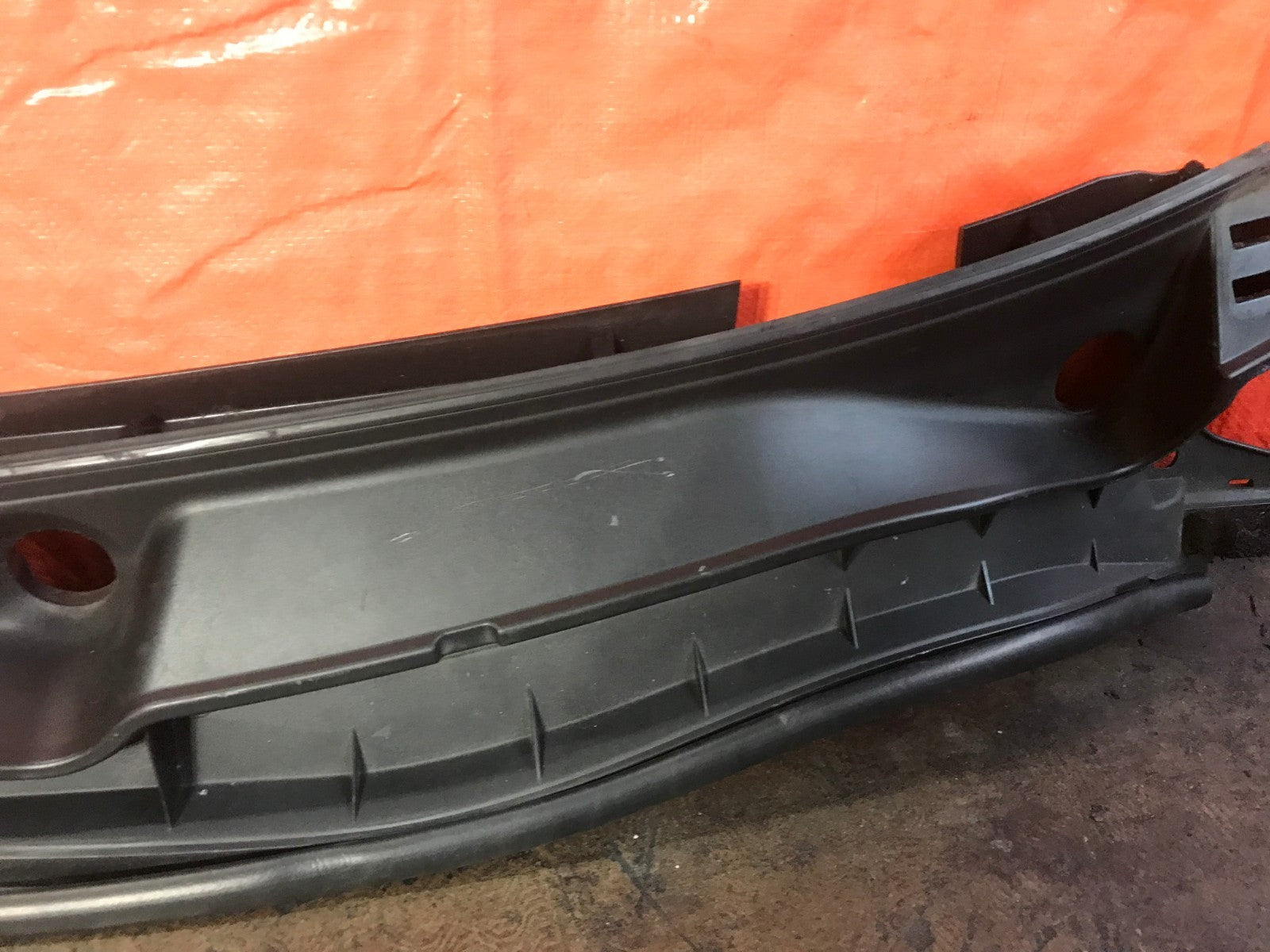 OEM 2014 2015 2016 14 15 16 LEXUS IS250 IS350 IS200T WINDSHIELD WIPER COWL3
