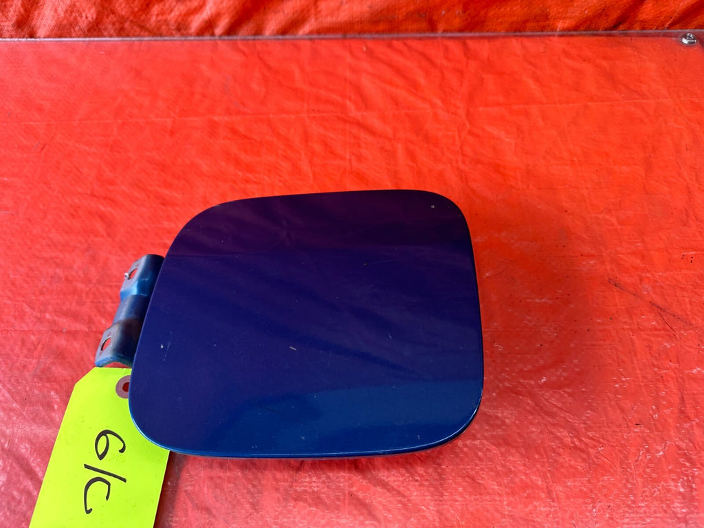 02 06 ACURA RSX BASE & TYPE S   GAS FUEL LID COVER   BLUE   OEM FACTORY #2402
