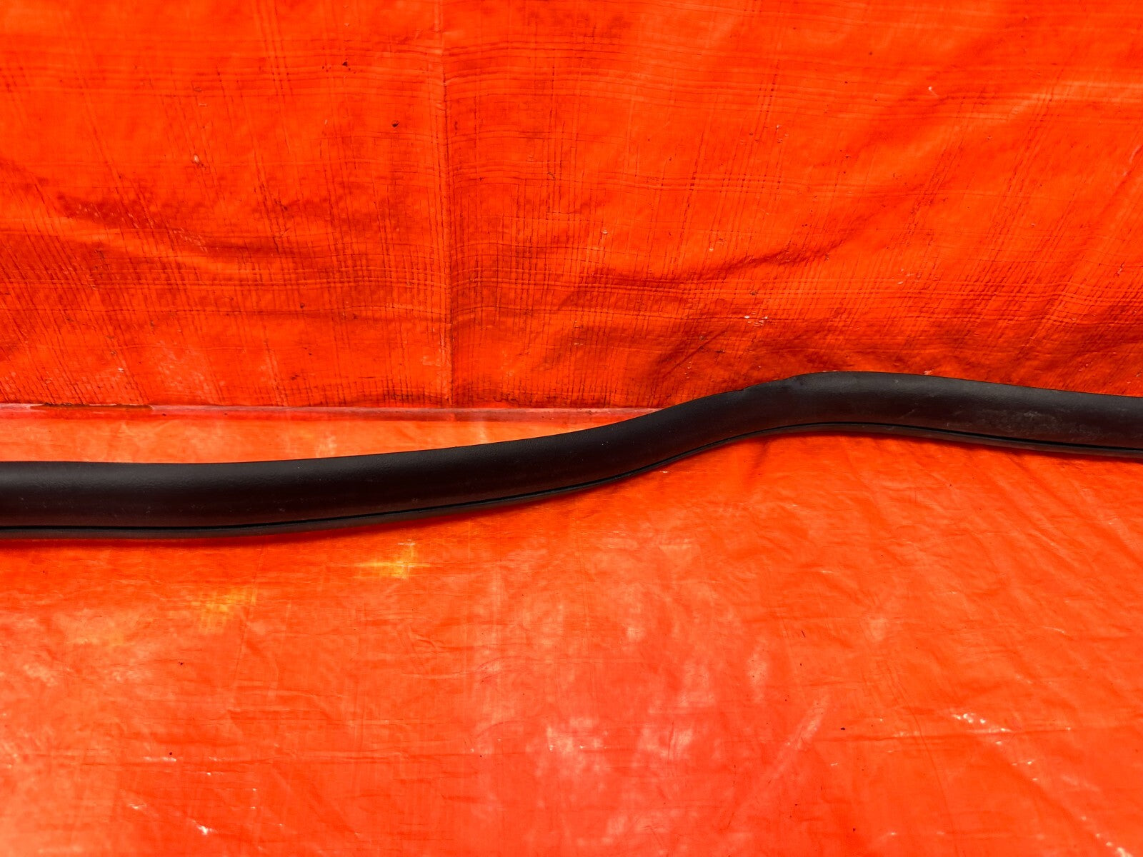 04 08 ACURA TSX   RIGHT FRONT DOOR TO CHASSIS WEATHER STRIP OPEN TRIM OEM #27512
