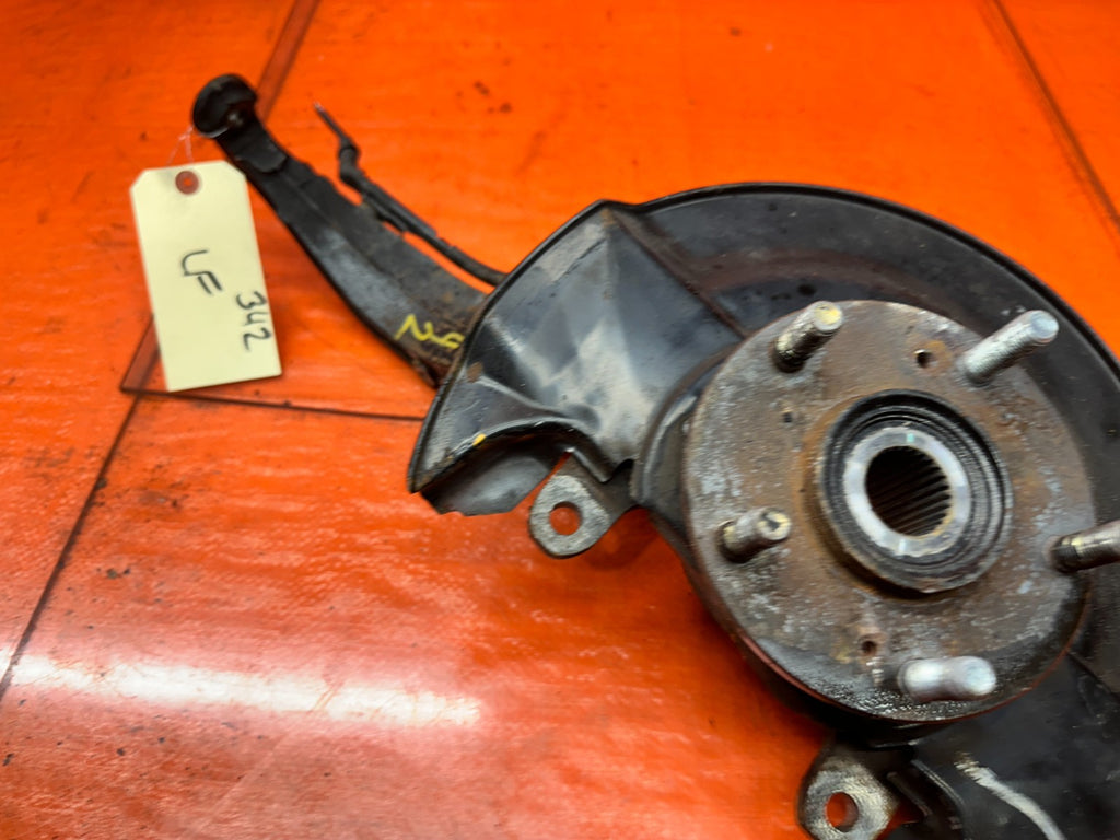 04-08 ACURA TSX 4D 2.4L K24A2 LEFT FRONT DRIVER STEERING KNUCKLE SPINDLE HUB 3428