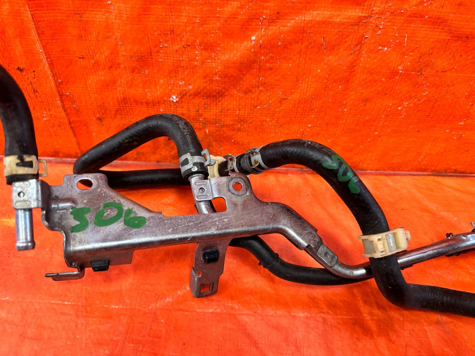 09 14 ACURA TSX   ENGINE COOLANT PASSAGE LINES HOSES PIPES   OEM #3057
