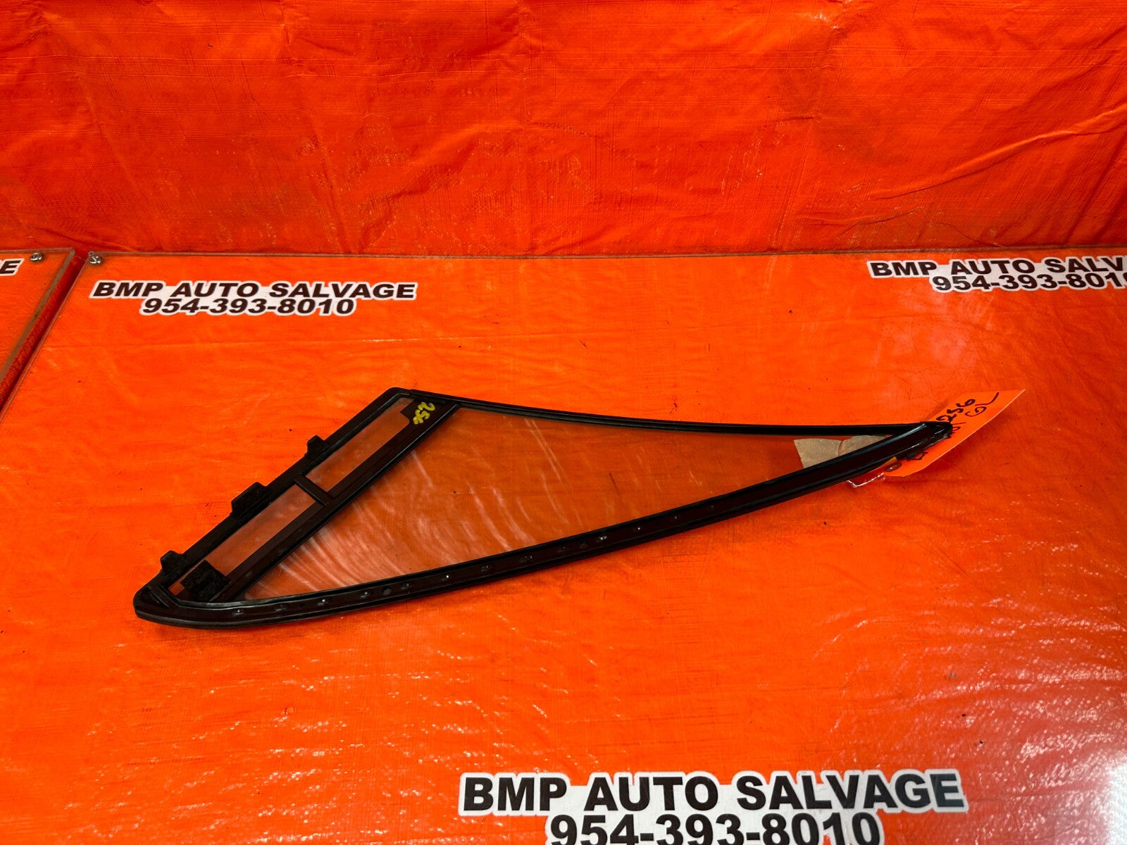 93 97 HONDA DEL SOL   DRIVER LEFT FRONT   DOOR VENT GLASS   OEM FACTORY #2566