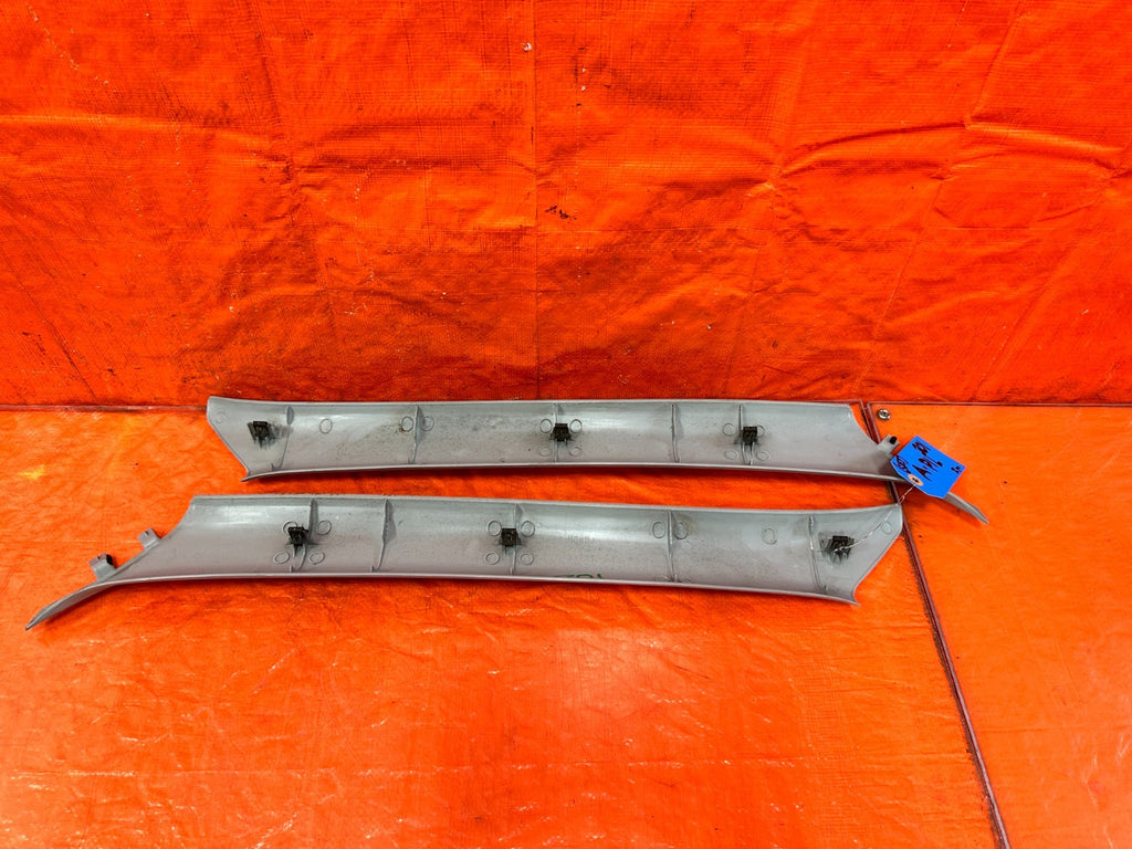 97 01 HONDA CR V CRV   LEFT & RIGHT A PILLARS   OEM FACTORY #3015