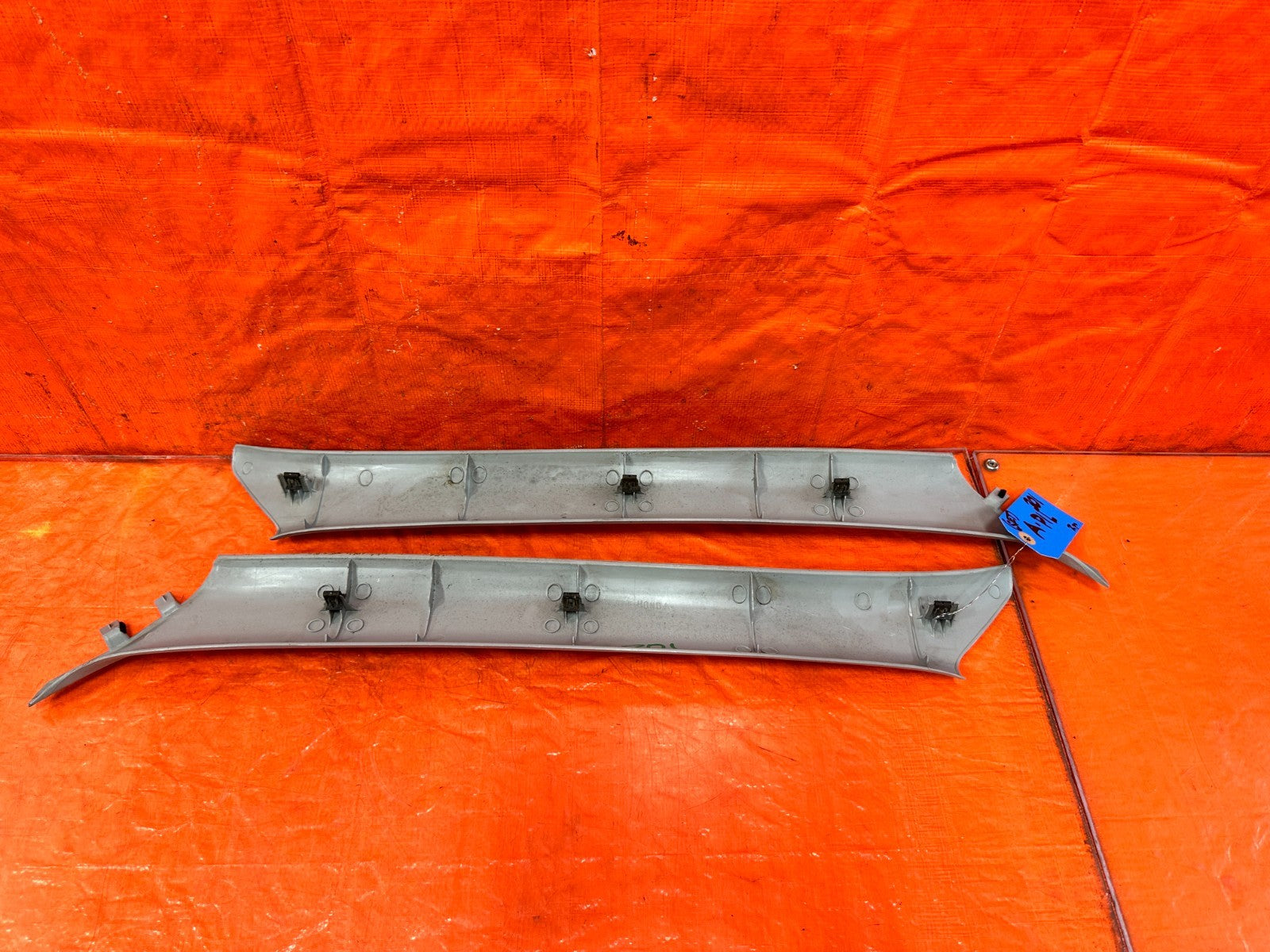 97 01 HONDA CR V CRV   LEFT & RIGHT A PILLARS   OEM FACTORY #3015