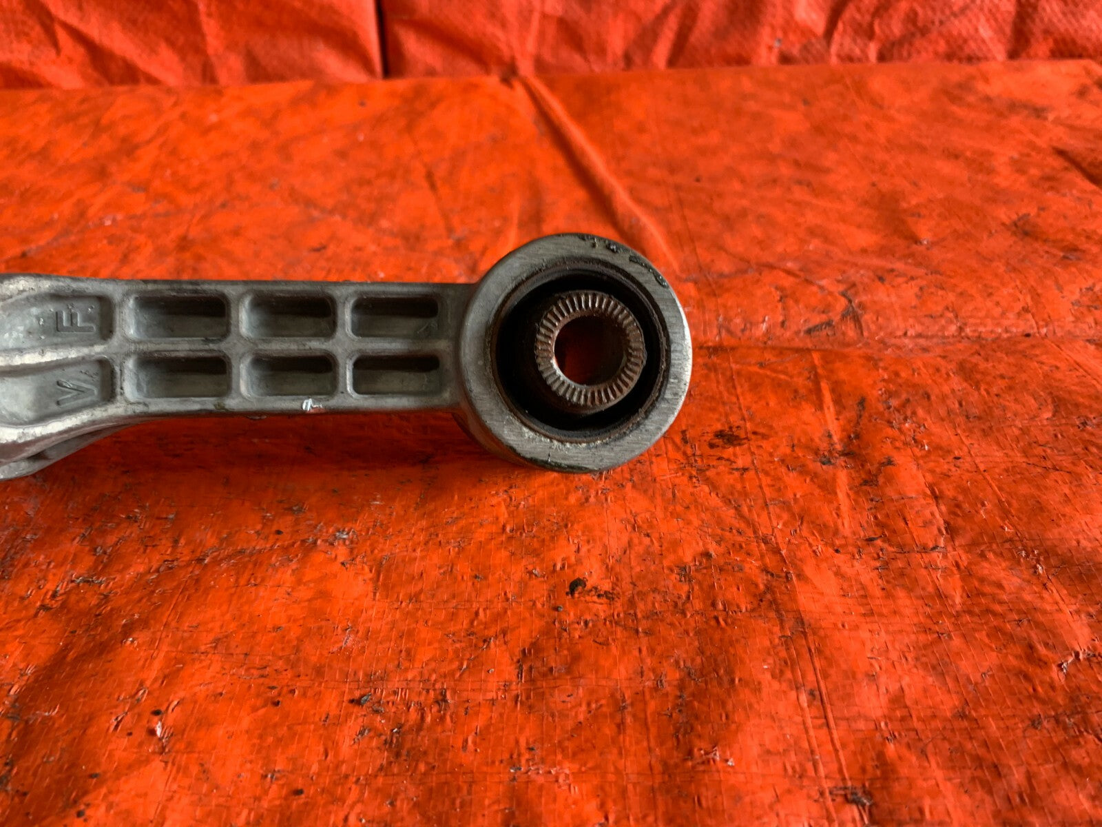 17 19 KIA SOUL 2.0L PLUS + MODEL   ENGINE MOTOR MOUNT   OEM FACTORY OE2