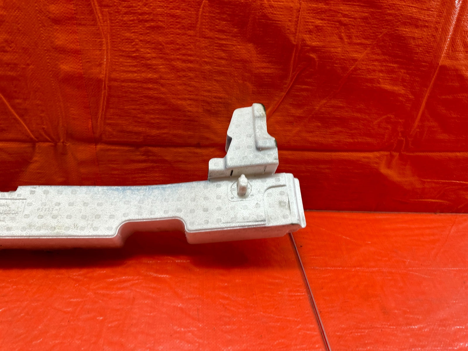 08 15 INFINITI G37 & Q60 COUPE   FRONT BUMPER STYROFOAM FOAM ENERGY ABSORBER 20711