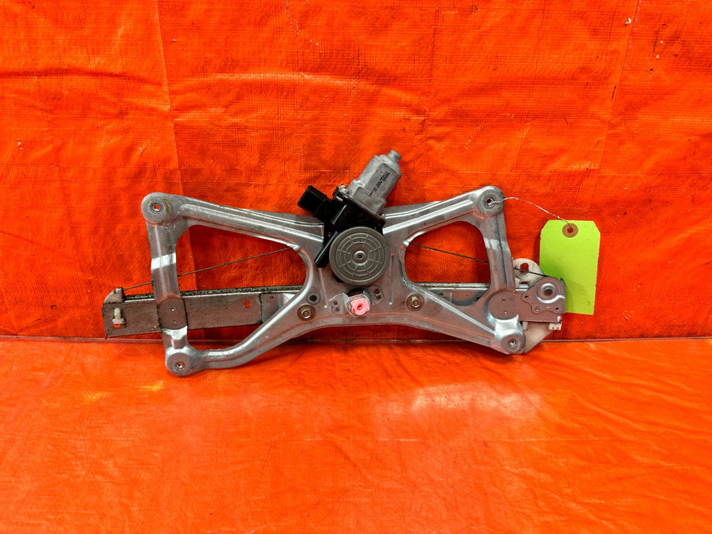 06-11 HONDA CIVIC SEDAN 4 DOOR PASSENGER RIGHT FRONT WINDOW REGULATOR OEM #3003