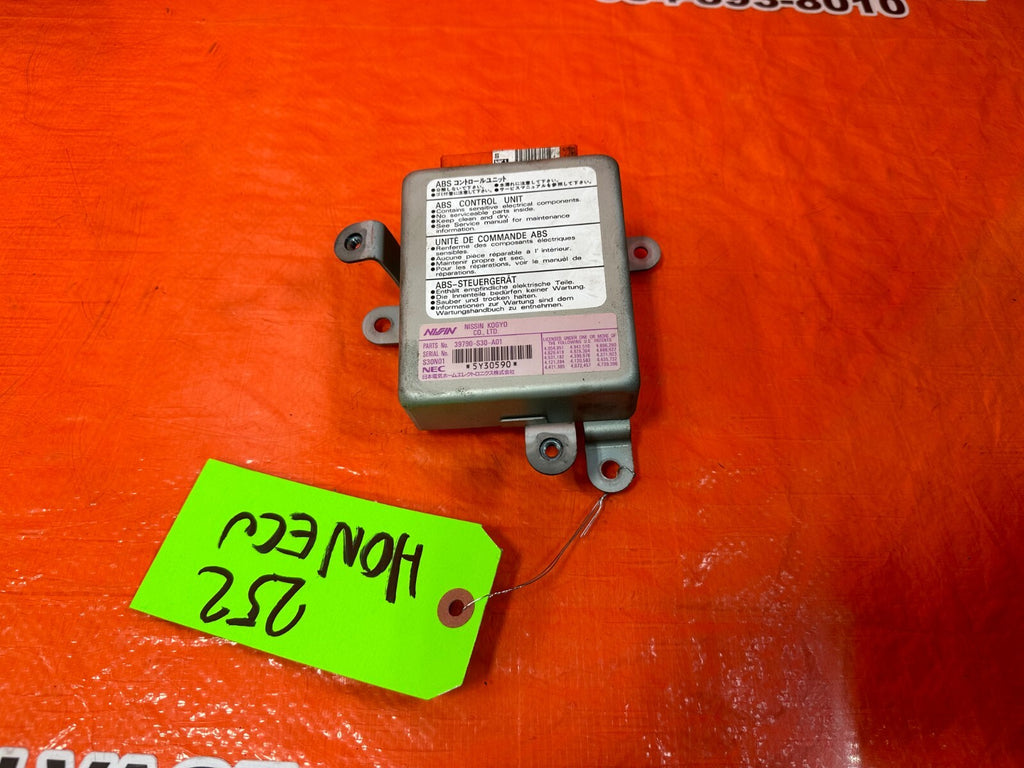 97 00 FITMENT   BASE & SH   ABS CONTROL MODULE UNIT COMPUTER   OEM FACTORY 2520