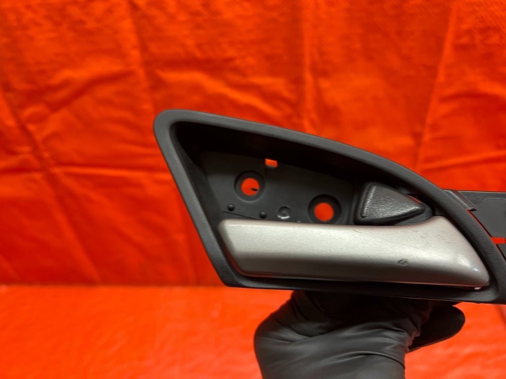 08 12 HONDA ACCORD SEDAN   PASSENGER RIGHT REAR   INTERIOR DOOR HANDLE   OEM 1746