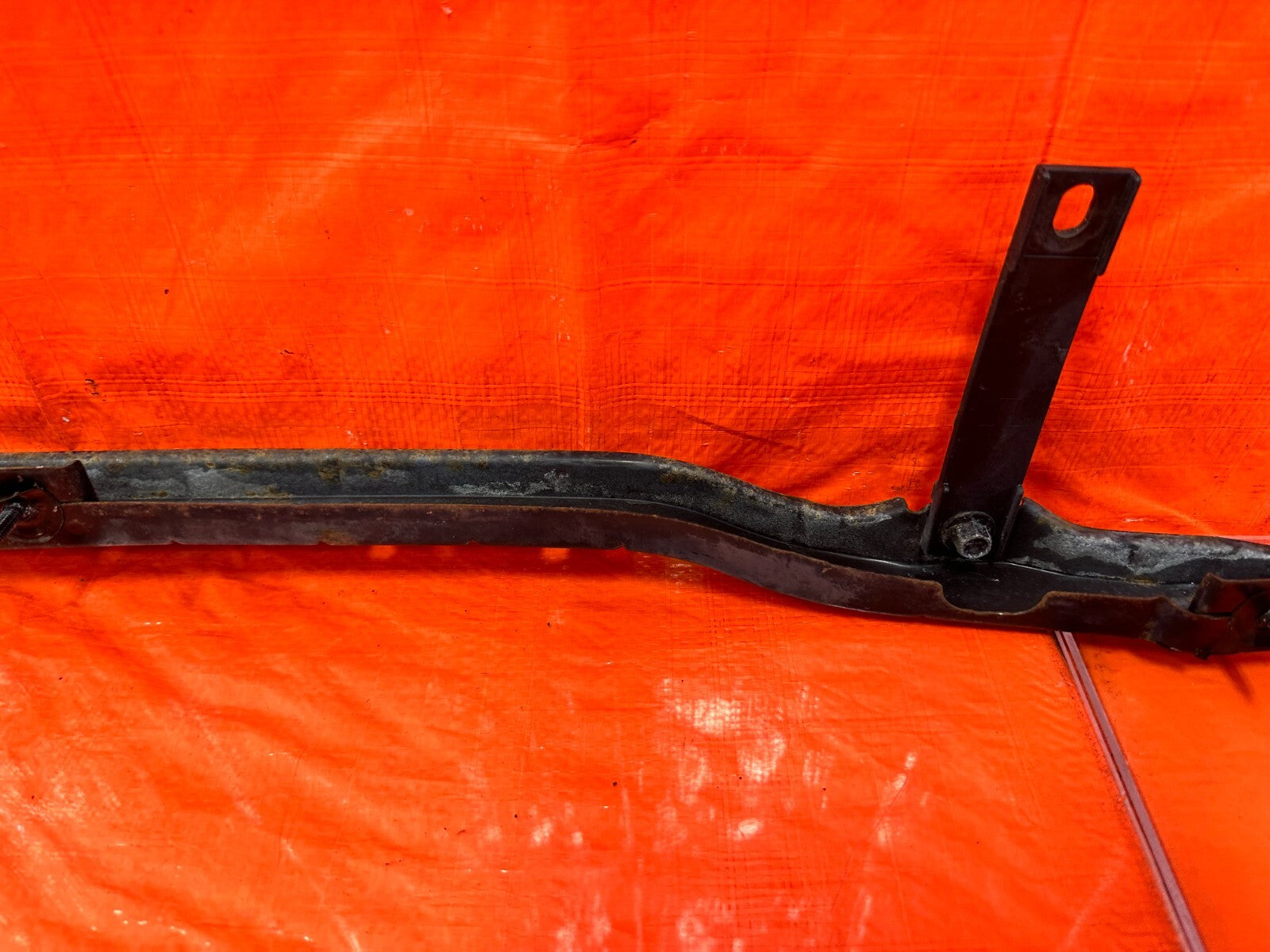 92 96 HONDA PRELUDE   REAR BUMPER MOUNTING BRACKET RETAINER   OEM #27311