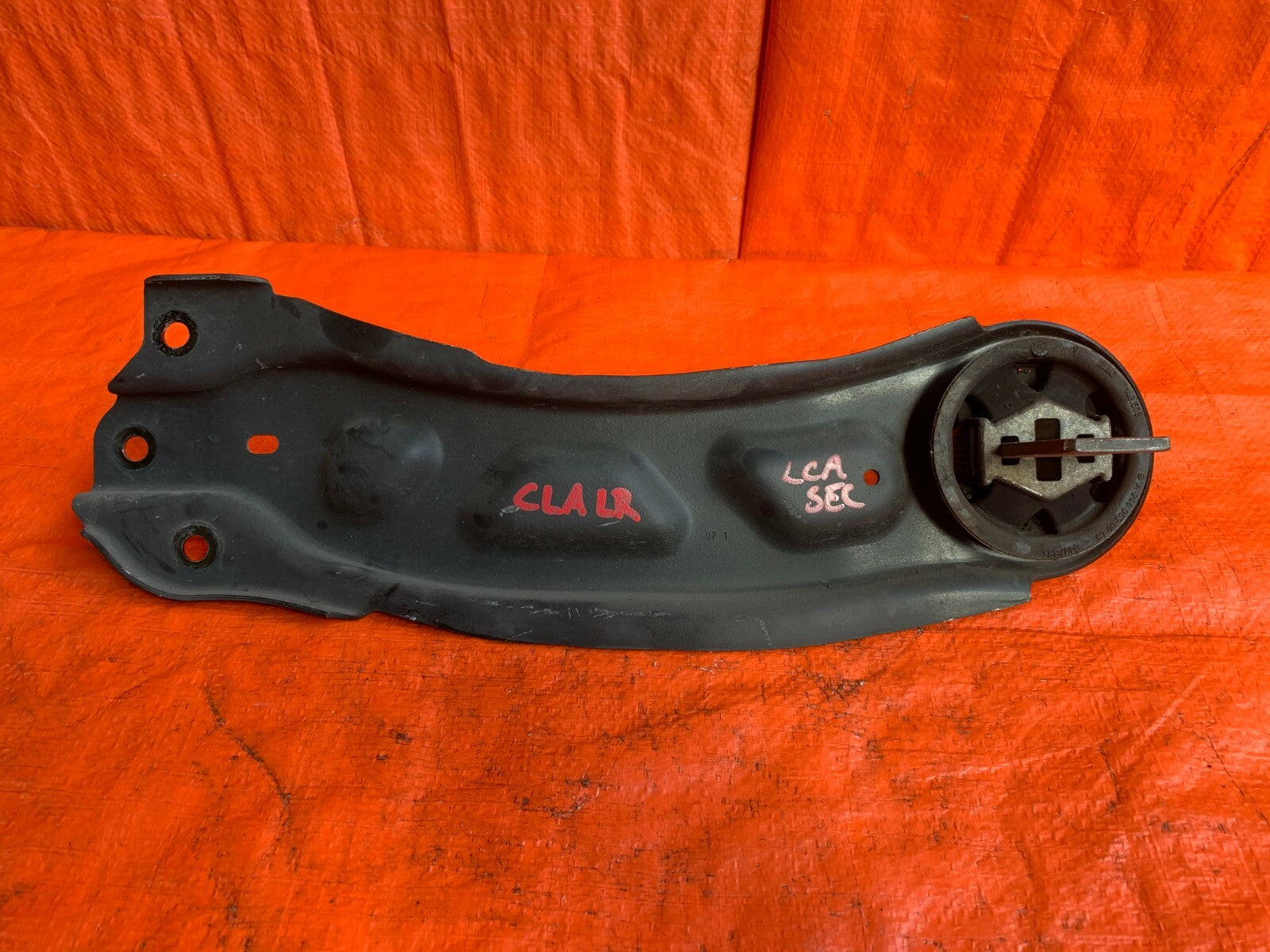 OEM 2015 15 MERCEDES BENZ CLA 250 4MATIC   DRIVER LEFT REAR TRAILING ARM7