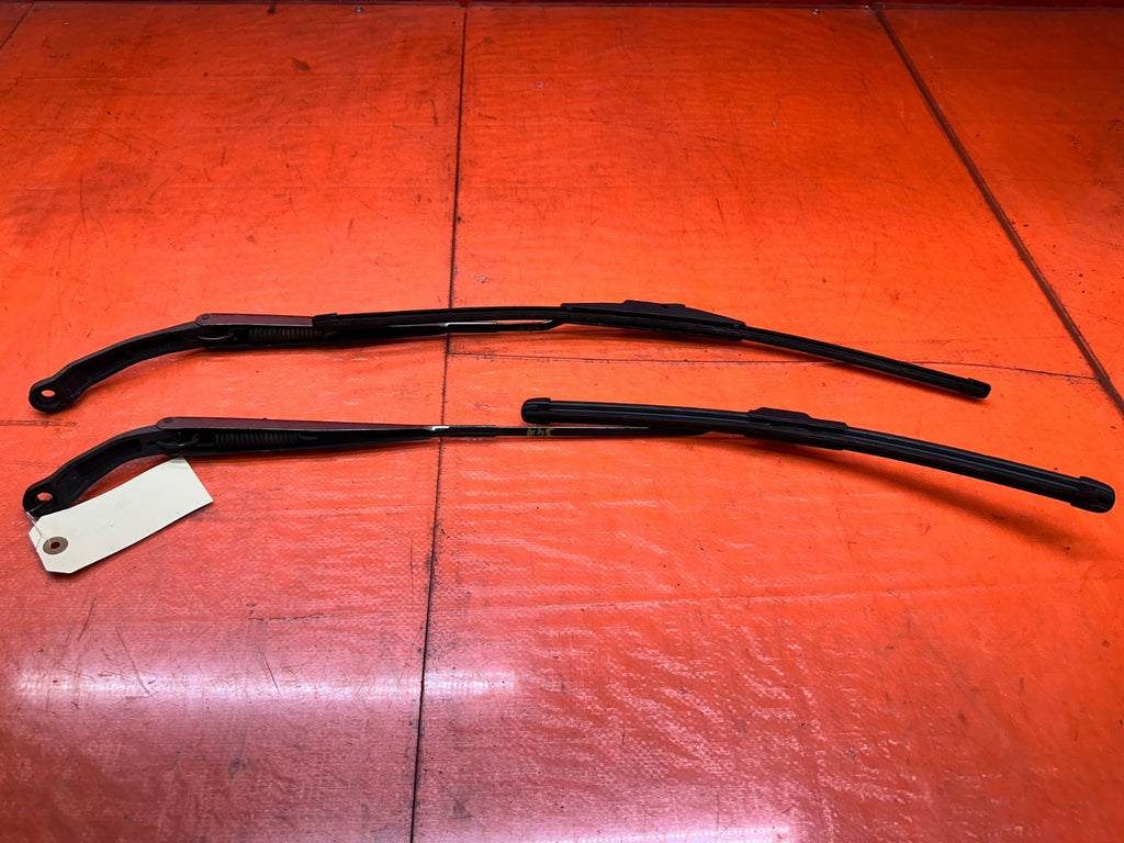 94-01 ACURA INTEGRA FRONT WINDSHIELD WIPER ARMS PAIR DRIVER PASSENGER OEM #3490