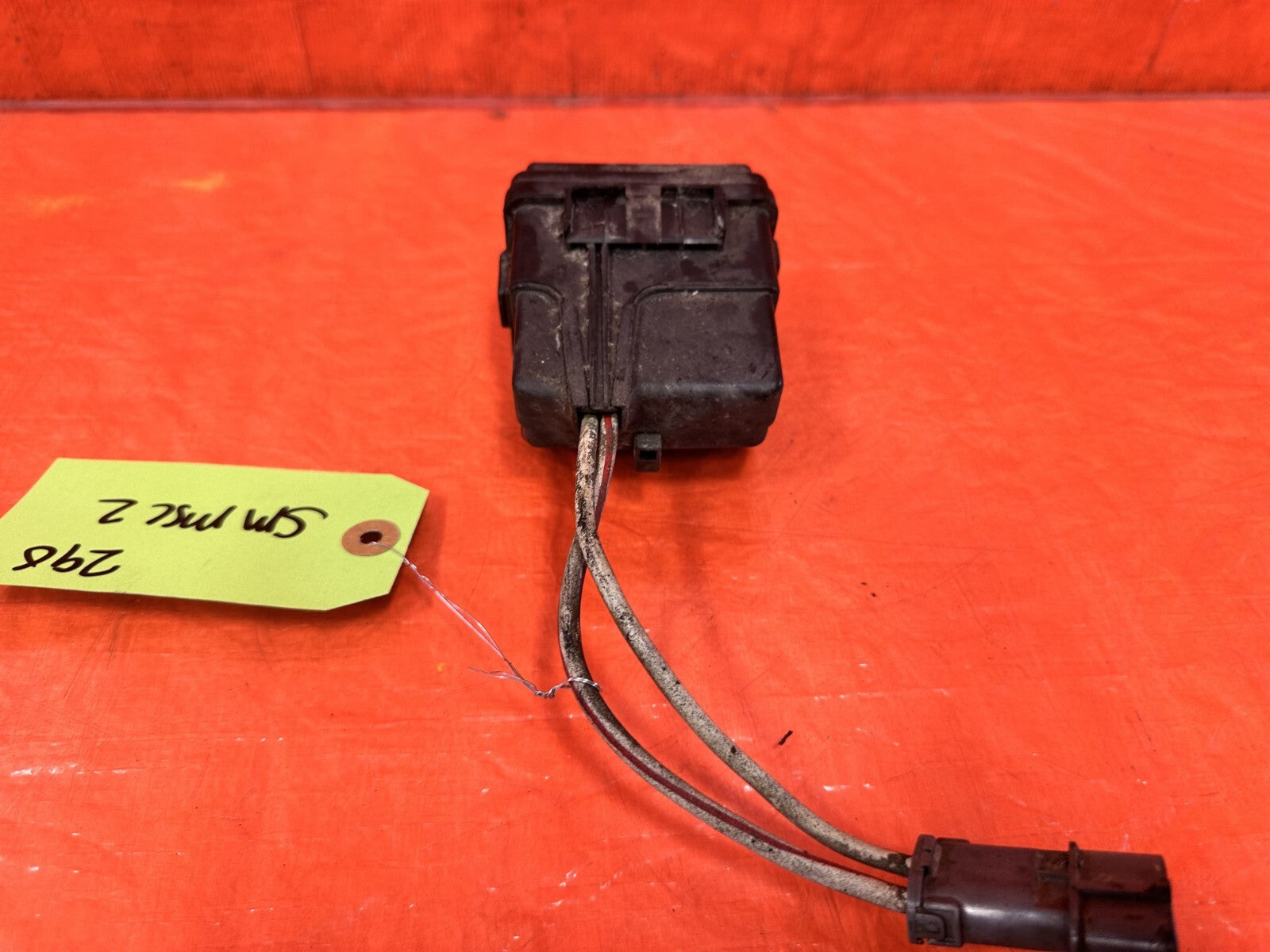 00 09 HONDA S2000   ELECTRICAL POWER STEERING SYSTEM EPS FUSE BOX   OEM #2903
