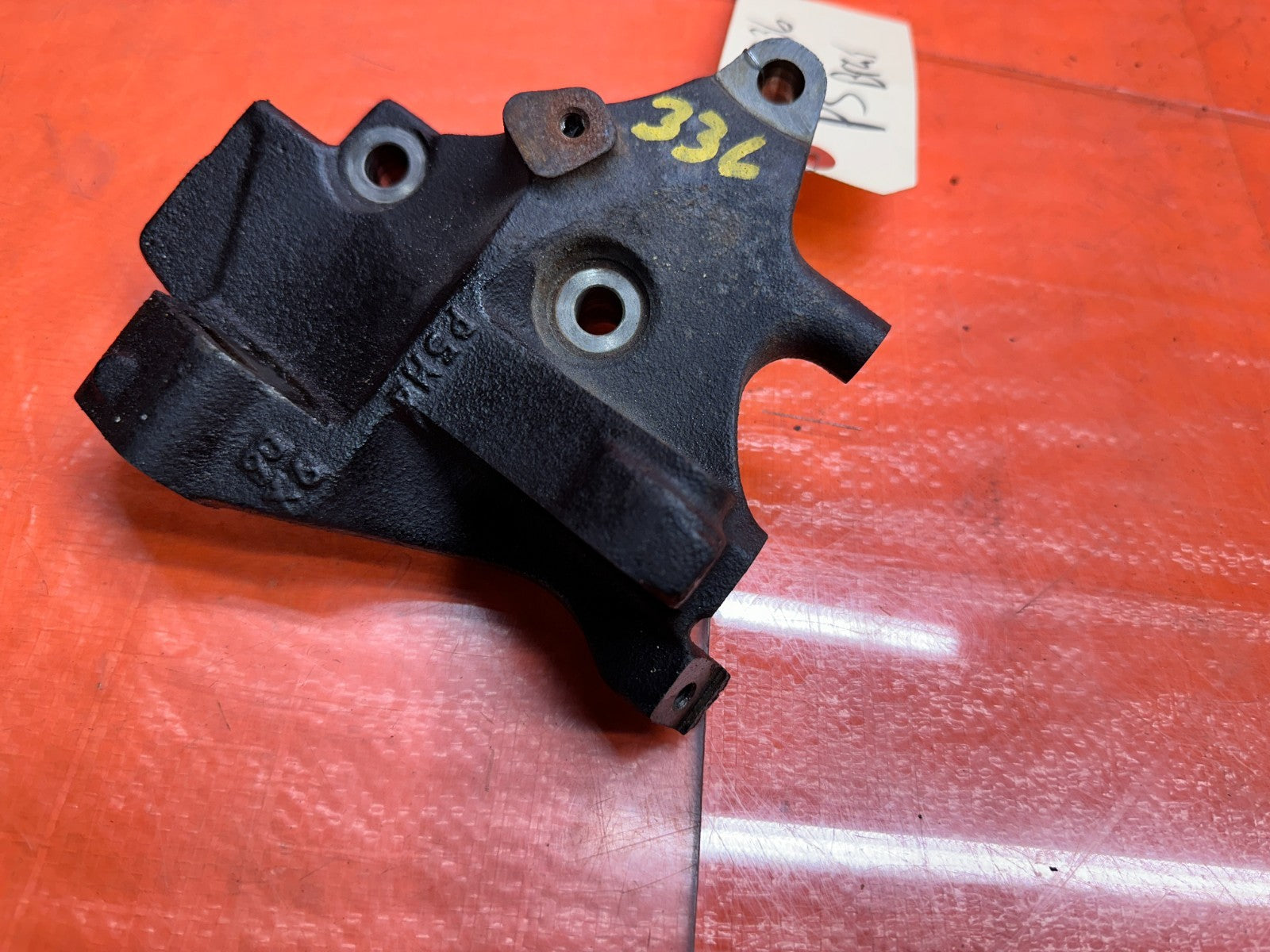 97 01 HONDA PRELUDE 2.2L H22A ALTERNATOR MOUNTING BRACKET MOUNT OEM #3364